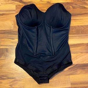 Black Strapless Corset